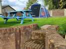 Pub to tent