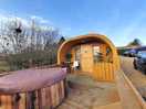 Crabmill glamping site - hut 4