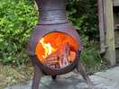 Abends beim feuer