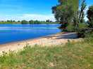Swam here early morning, current slow but quite strong