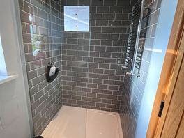 Fabulous shower