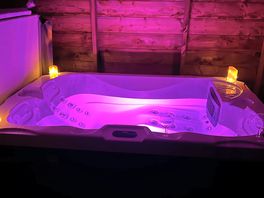 Cherry tree hot tub pitch.
