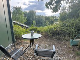 Seating area, overlooking lake
