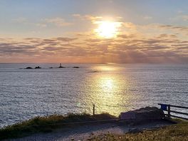 15 minutes to land's end
