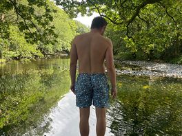 10’ deep diving spot with clear water and easy access