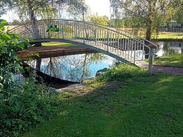 The diamond bridge.