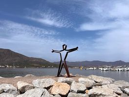 Cambrils statue