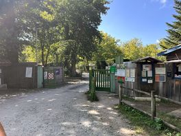 Tor zum campingplatz