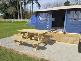 Rental tent
