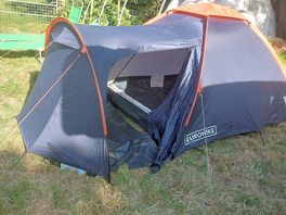 Tent in top end of garden next to the field