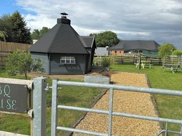 The bbq house