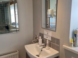 Clean toilet