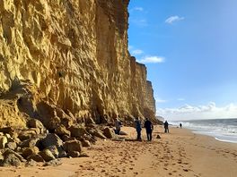 Short walk to west bay