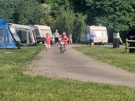 Good space between pitches. ideal site for children too.