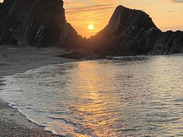 This a a photo from lee bay
