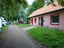 Sanitairgebouw 3