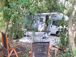 Area esterna dedicata agli ospiti del camper