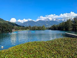 Swimming lake de mont blanc plage