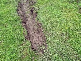 No path/track on site field