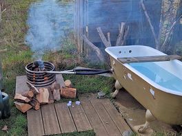 Bush bath
