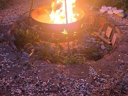 We could gaze all night at this fire, we even mingled with our neighbours for a bit, it was nice
