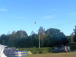 Hot air balloon