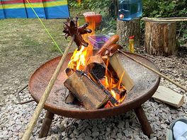 Sausages on fire delicious 🤤.
