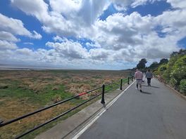 The promenade, lovely cafe along the walk