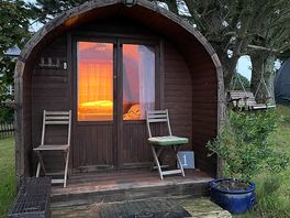 Hut