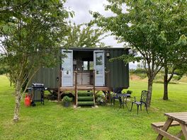 Front of the shepherd's hut