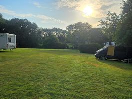 Well kept grass areas, plently of space not to cramped