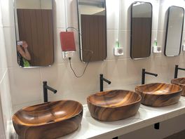 Superb shower facilities