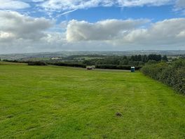 Lovely views though the day and night, plenty of pitch space and parking