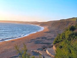 Gunwalloe beach