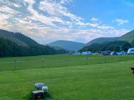 Gorgeous setting right next to a7