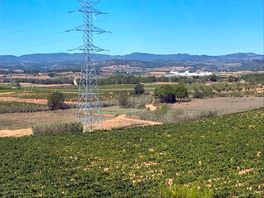 Op weg naar zaragoza met zicht op de pyreneeën