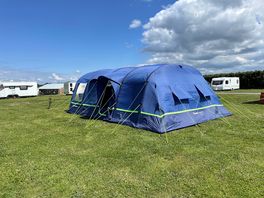10x10 pitch