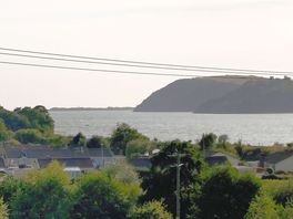Views toward pendine