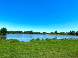 The lake which is behind the campsite, where you can hire pedelos and there is a beach.
