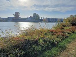 Saone river at the back of the site