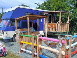 This is what we stayed in the molly horse box was so cute