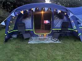 Beautiful site chilling at night
