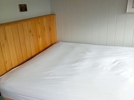 Huge comfy bed