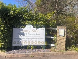 Welcome sign.