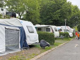 Clearly a very small “premium “ pitch - very small, very cramped!
