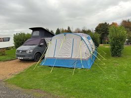Gravel pitches lots of room