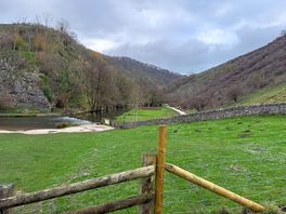 Dovedale