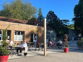 Restaurant/bar