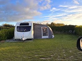 Huge fully serviced pitches.