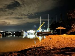 Strand bei nacht